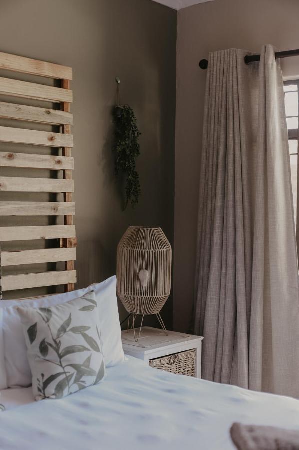 Villa Rose Guesthouse & Venue Bloemfontein Bagian luar foto