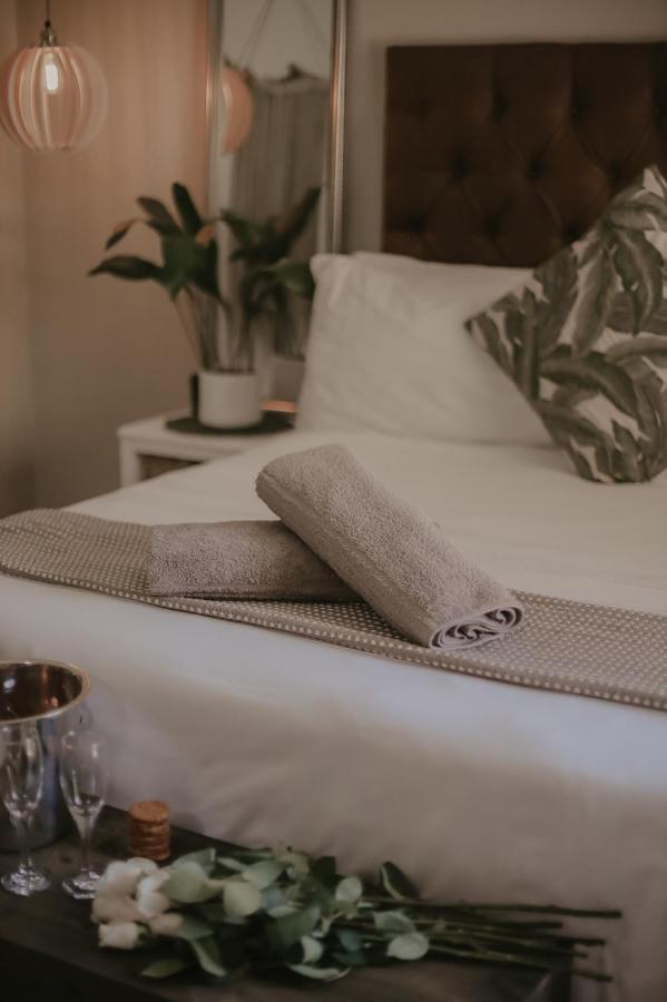 Villa Rose Guesthouse & Venue Bloemfontein Bagian luar foto