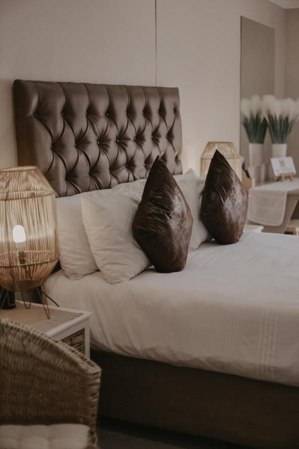 Villa Rose Guesthouse & Venue Bloemfontein Bagian luar foto