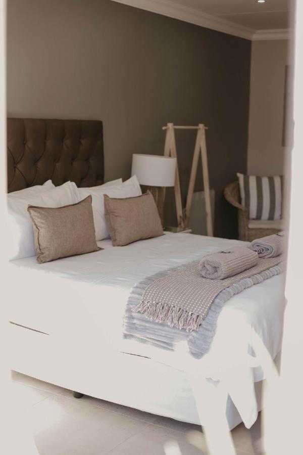Villa Rose Guesthouse & Venue Bloemfontein Bagian luar foto