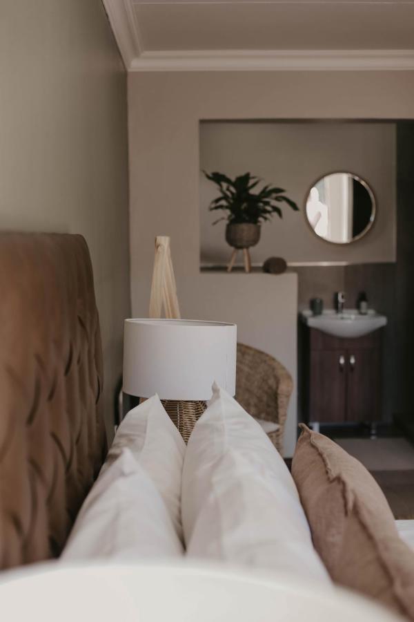 Villa Rose Guesthouse & Venue Bloemfontein Bagian luar foto